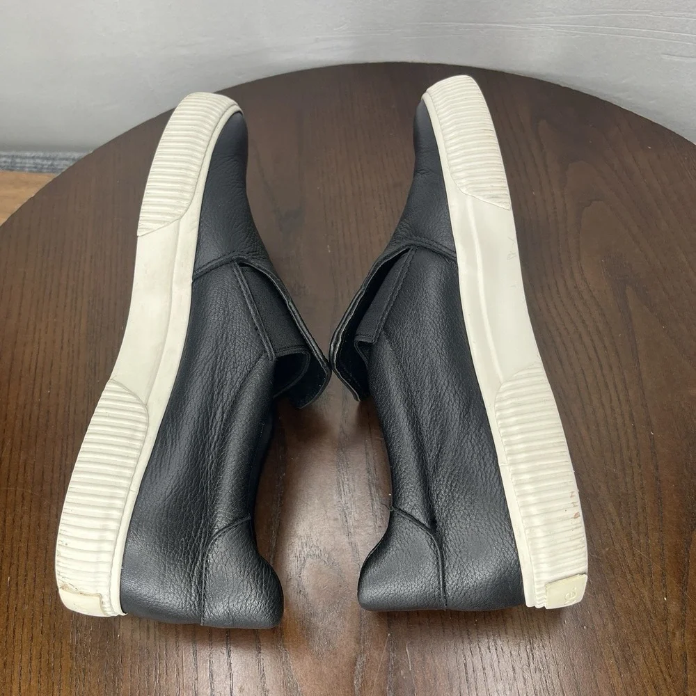 Vince Kirkland Shoes Women's 7M Black Leather Slip On Sneaker ‎ Elastic Band